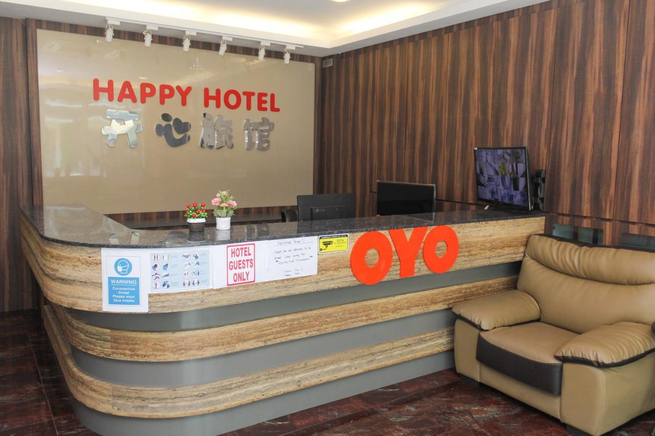ג'והור בהרו Oyo 90027 Happy Hotel מראה חיצוני תמונה