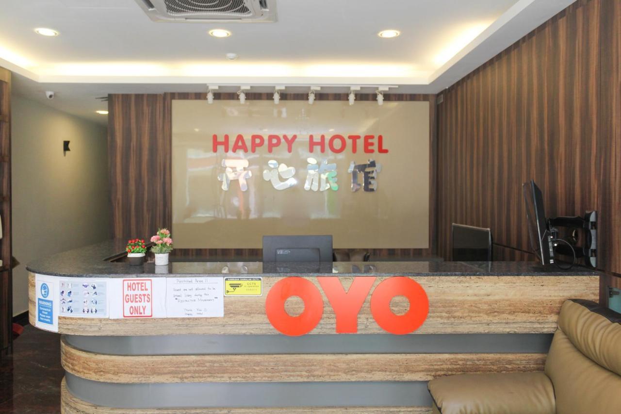 ג'והור בהרו Oyo 90027 Happy Hotel מראה חיצוני תמונה